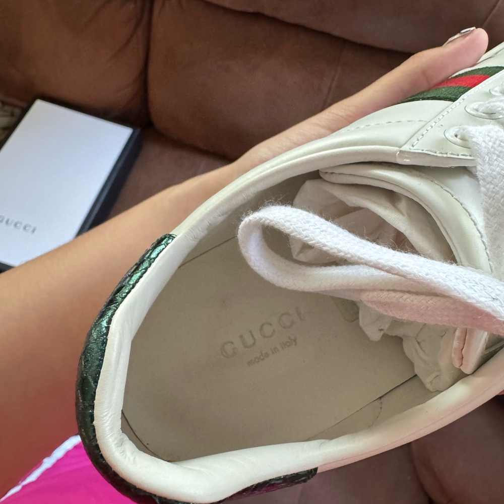 Women's Gucci Ace sneaker with bee - Picture 6 of 13